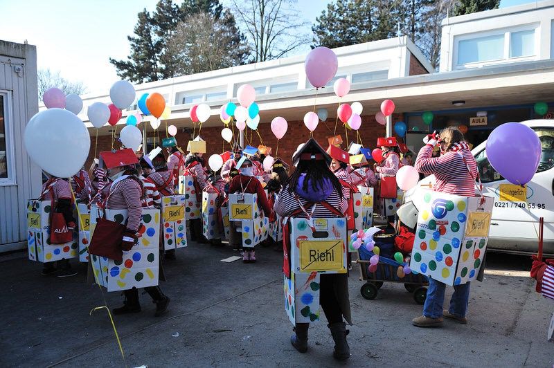 Karneval_2013_Abmarsch_002