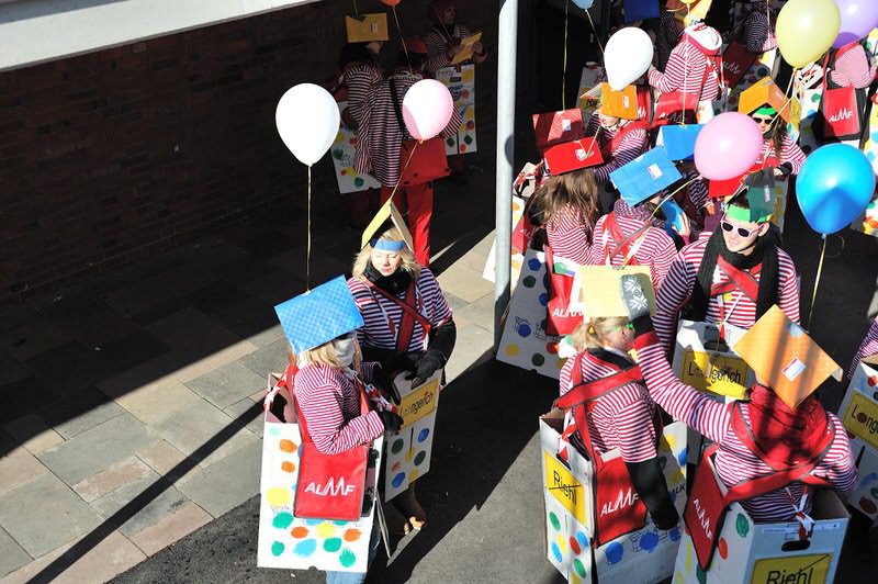 Karneval_2013_Abmarsch_011